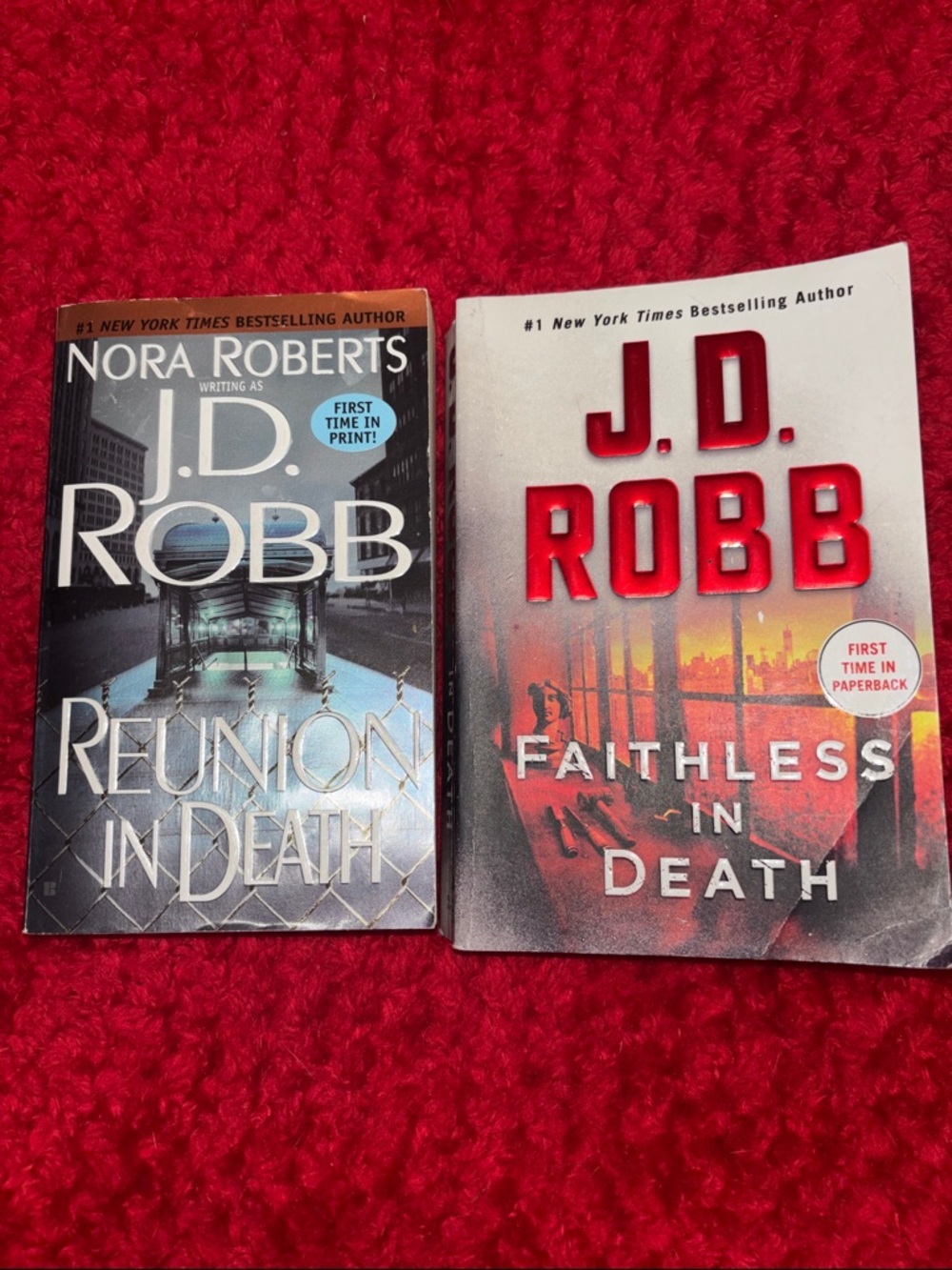 📚 2 Book Bundle - J.D. Robb (In Death Series)